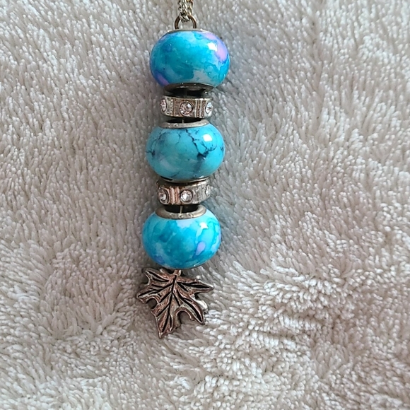 Necklace - Picture 2 of 4